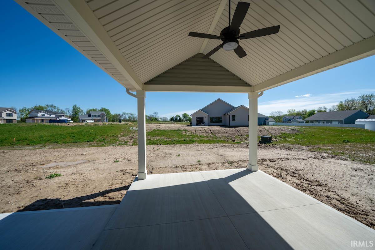 Property Photo: 112 Oak Tree Place IN 46710