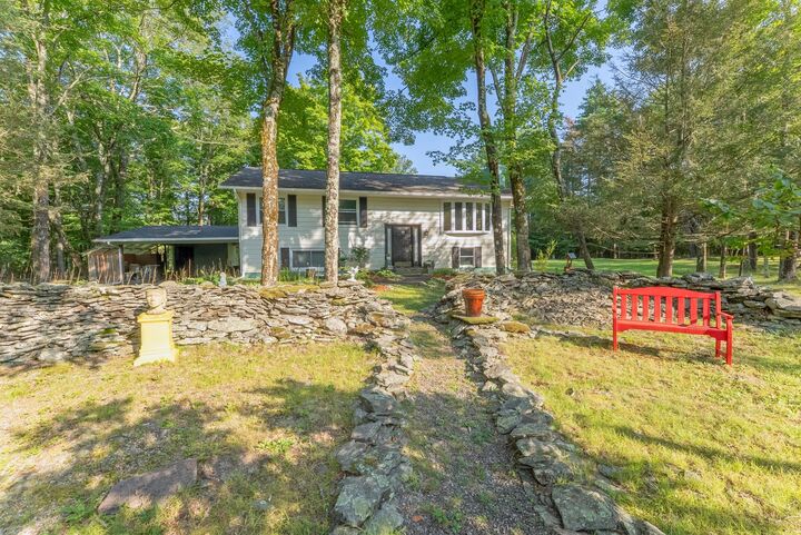 12 Arnold Drive  Woodstock NY 12498 photo