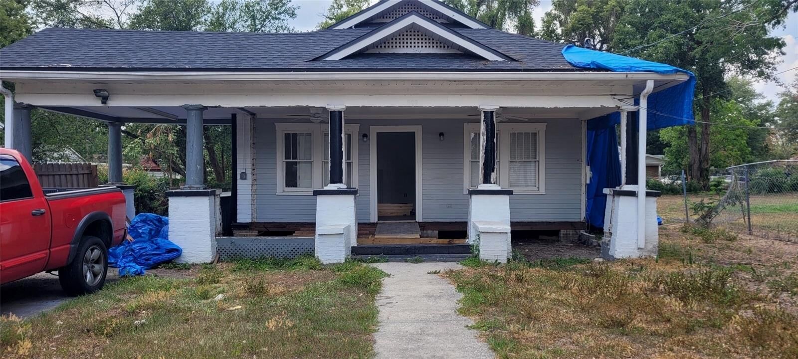Property Photo: 809 Cornelia Ave FL 33815