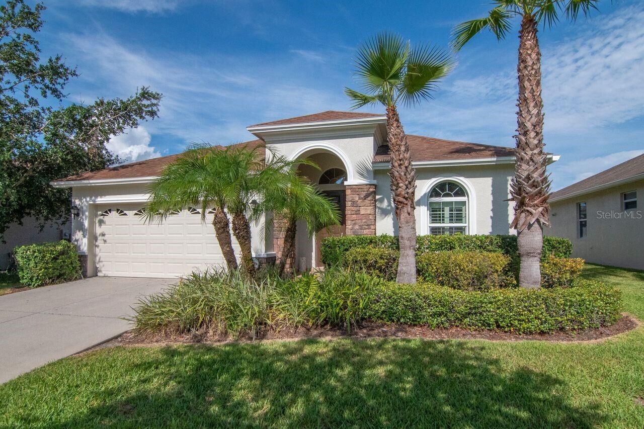 Property Photo:  3302 Granite Ridge Loop  FL 34638 