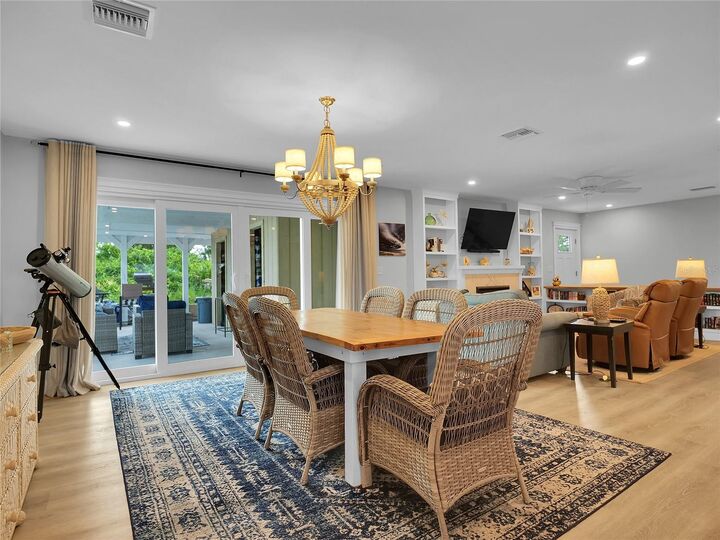 Property Photo: 12473 Birtle Avenue FL 33981
