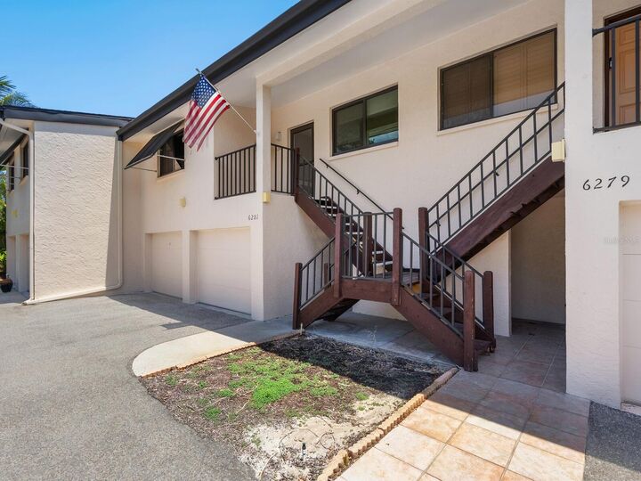 Property Photo:  6281 Midnight Pass Road 6281  FL 34242 