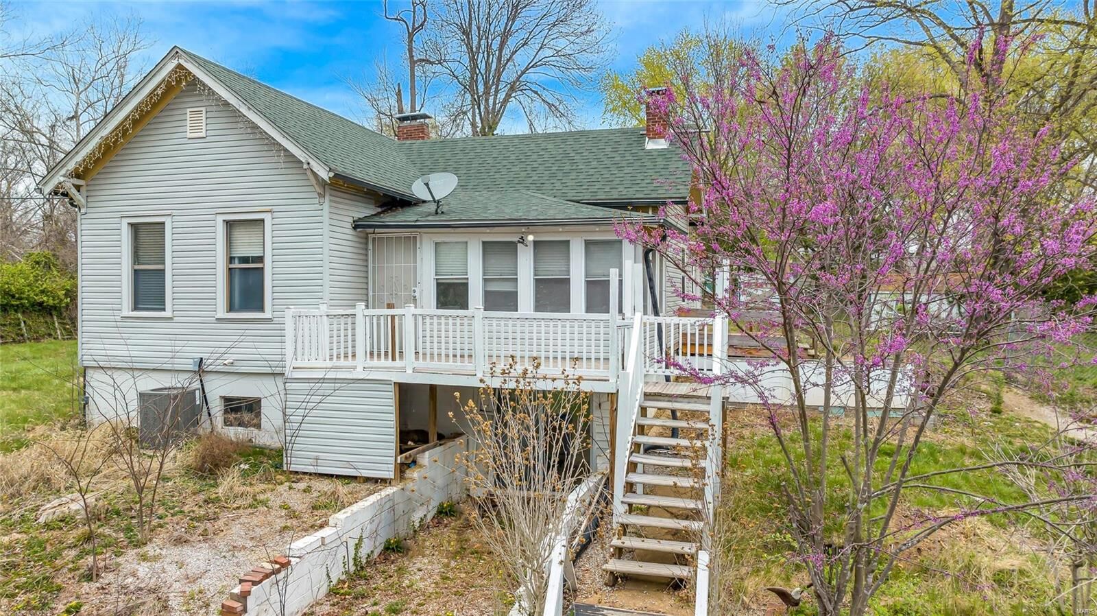 Property Photo:  641 Diecke Road  MO 63025 