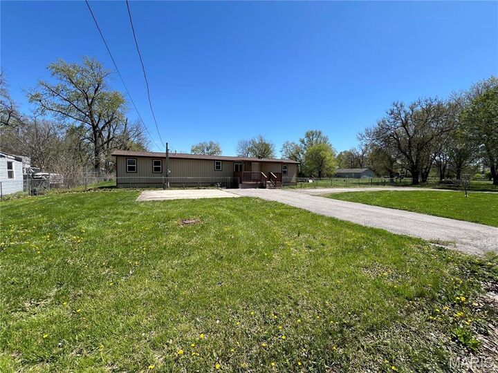 4118 Division Street  Granite City IL 62040 photo