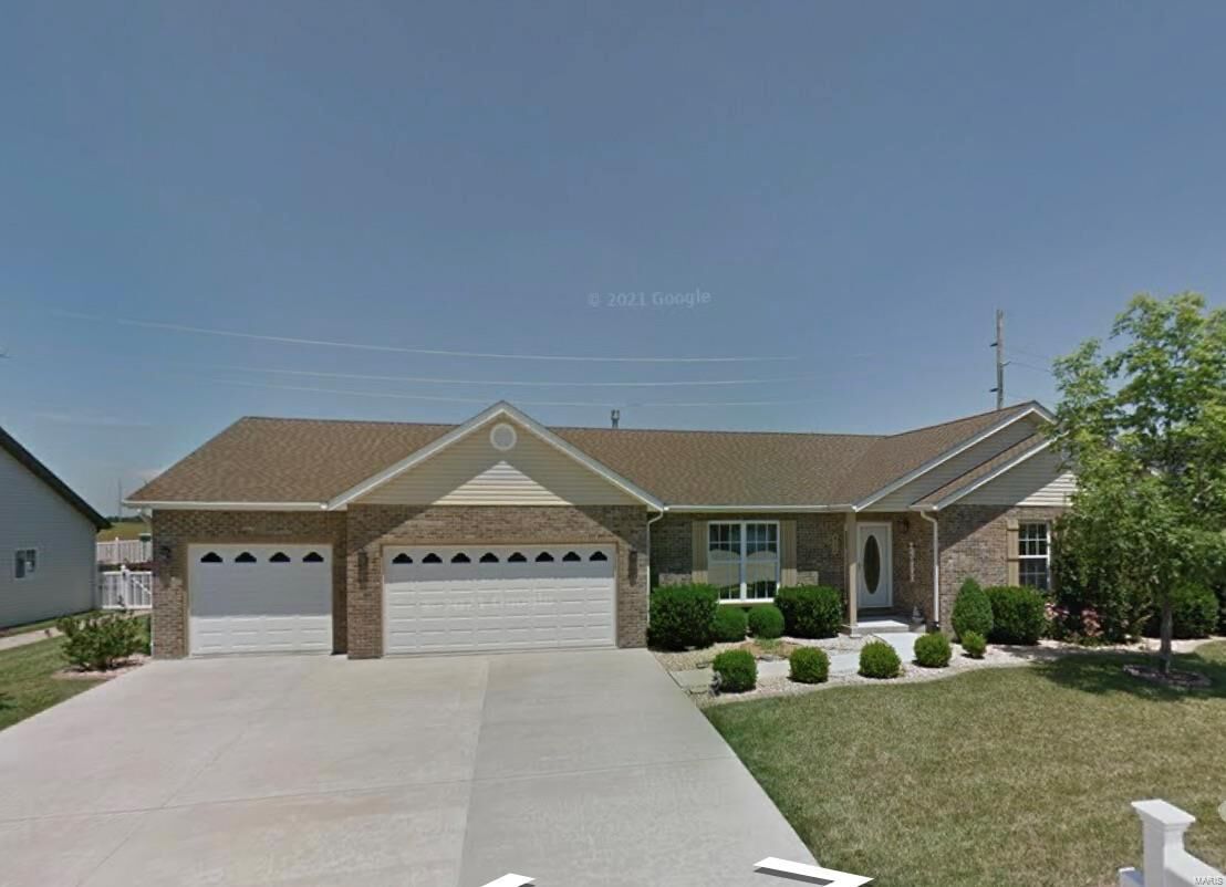 Property Photo: 412 Mockingbird Lane IL 62298