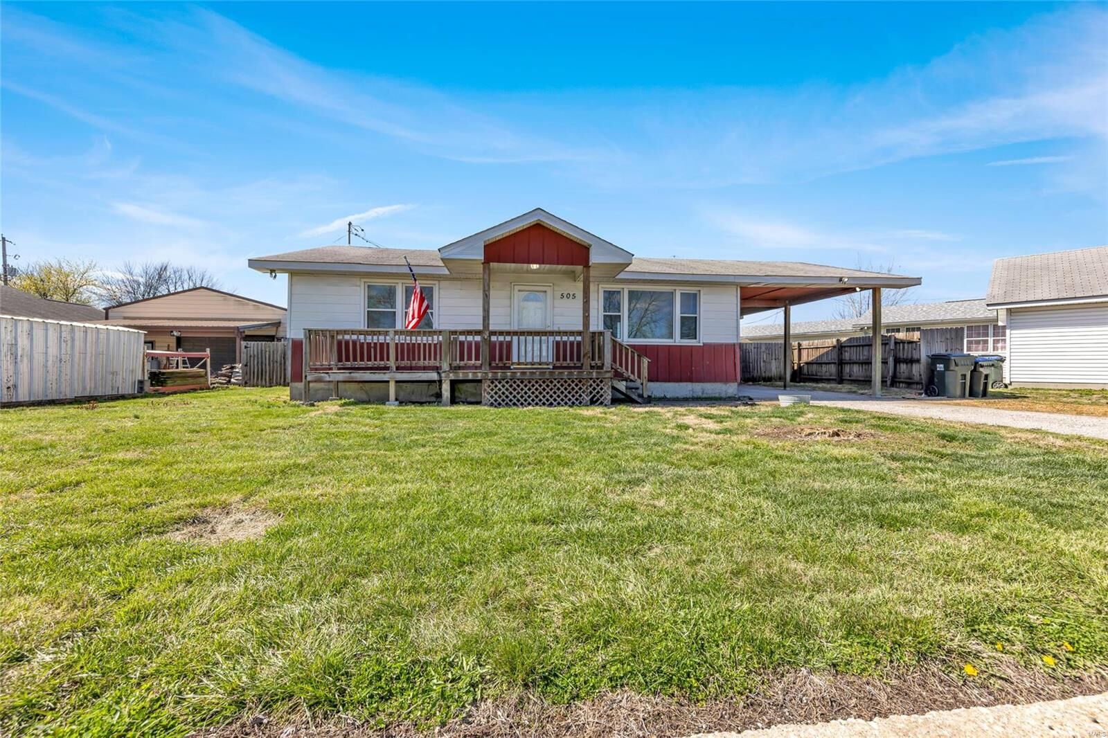 Property Photo:  505 Tommy Drive  IL 62239 