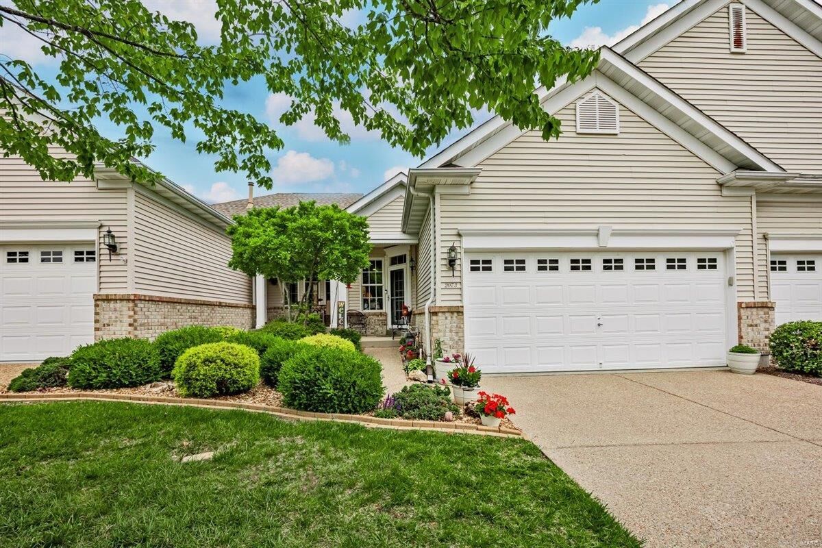 Property Photo:  2073 Hawks Landing Drive  MO 63367