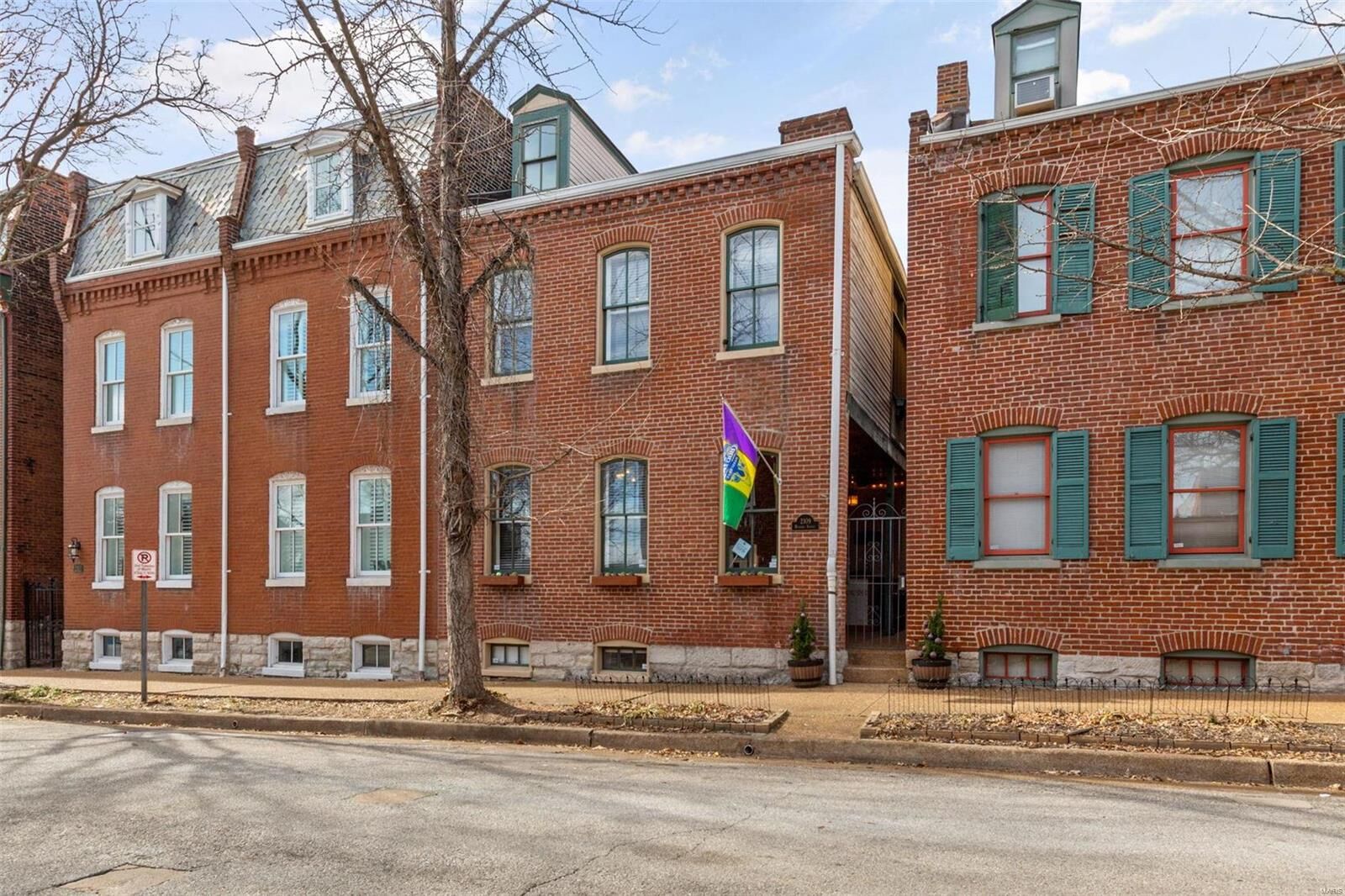 Property Photo: 2109 Menard Street MO 63104