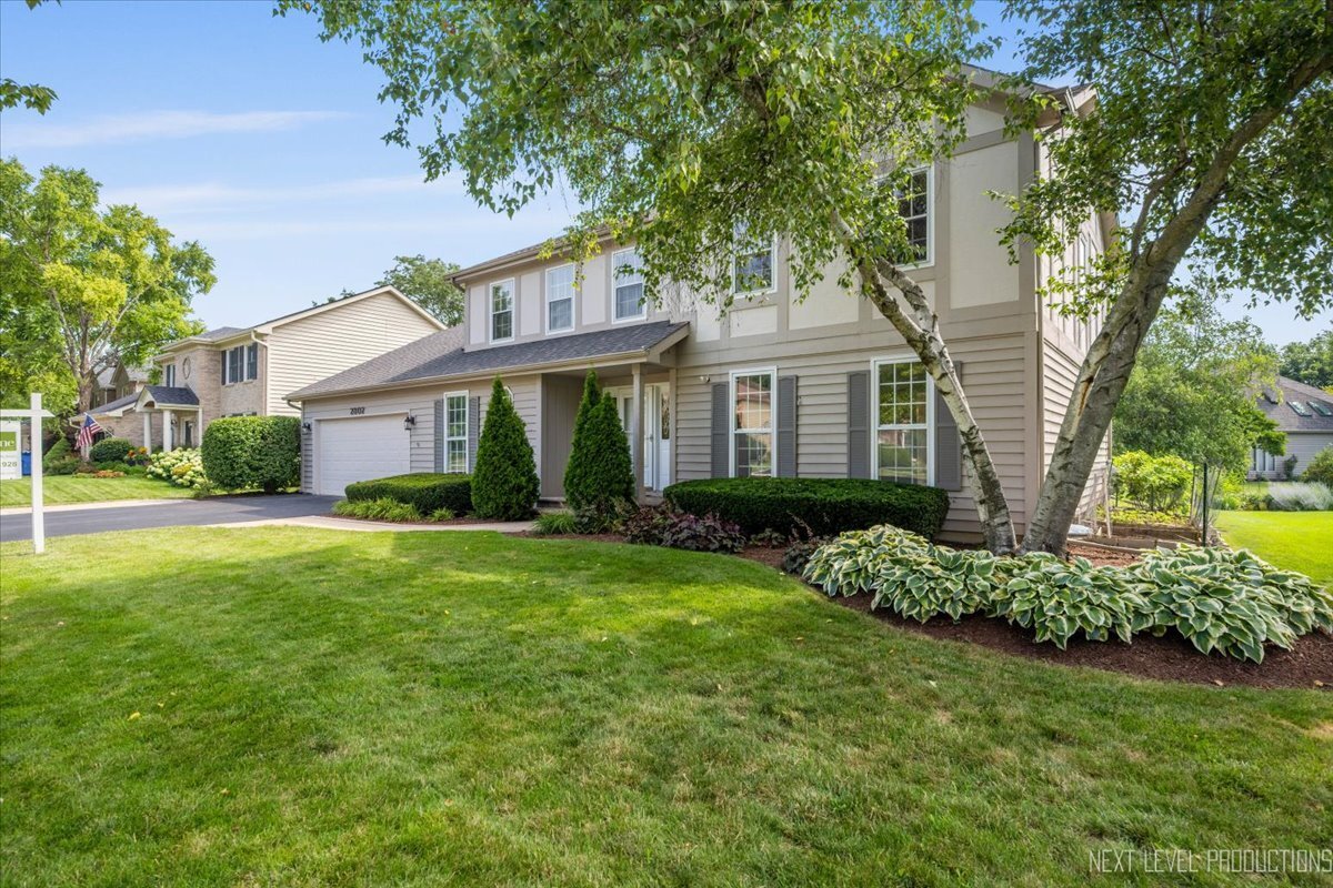 Property Photo: 2802 Wedgewood Drive IL 60565