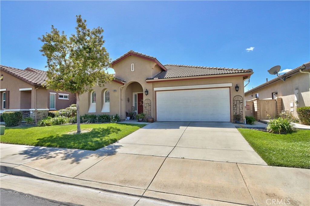 Property Photo: 27929 Crystal Spring Drive CA 92584