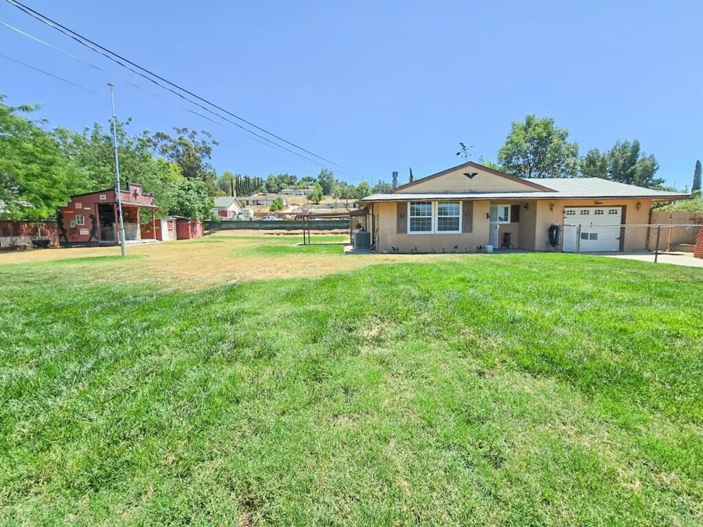 Property Photo:  1804 El Cajon Lane  CA 92065 