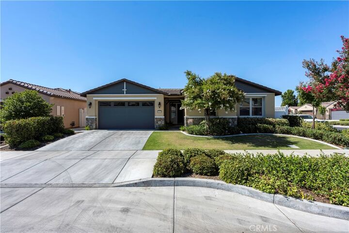 Property Photo: 14419 Barbon Beck Avenue CA 93311