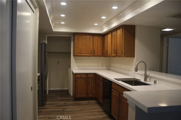 Property Photo:  254 E Fern Avenue 211  CA 92373 
