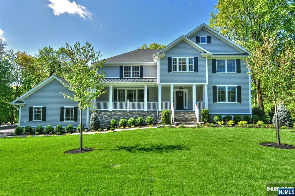 181 E Crescent Avenue  Mahwah NJ 07430 photo