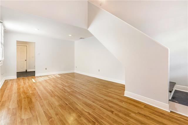 Property Photo:  610 Jena Street  LA 70115 