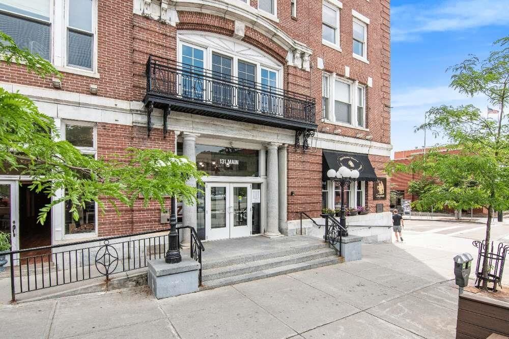 Property Photo: 131 Main Street VT 05401-5603
