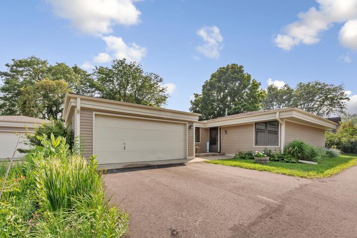 717 Lincoln Street N  Northfield MN 55057 photo