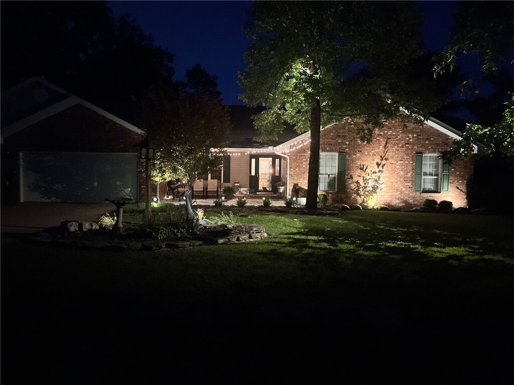 Property Photo:  6 Belaire Drive  AR 72631 