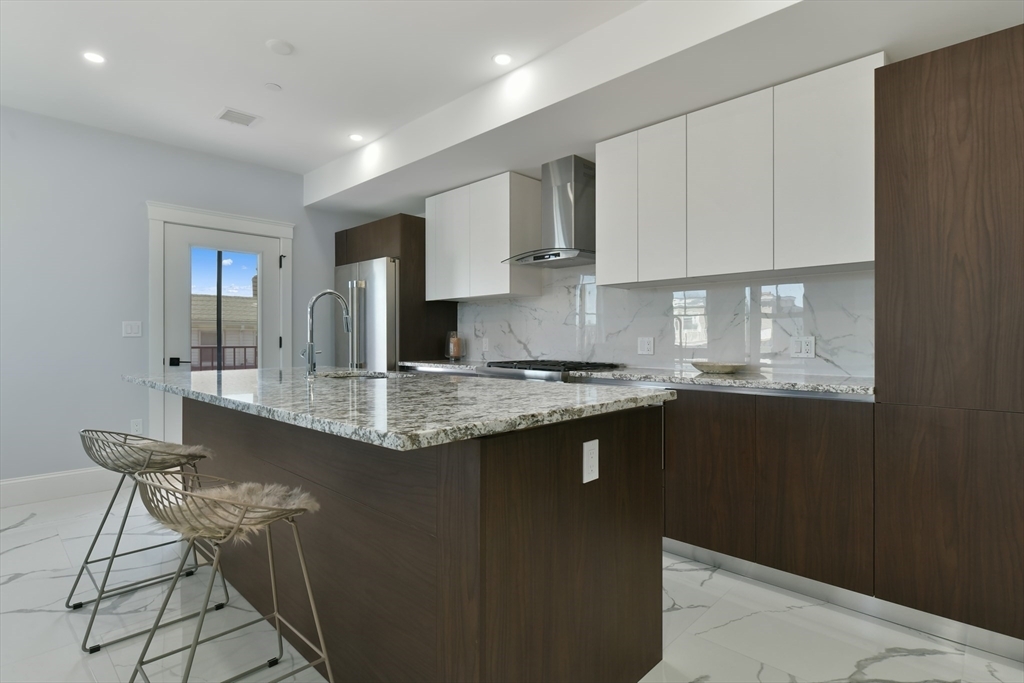 Property Photo:  32 Pearl St 4  MA 02125 