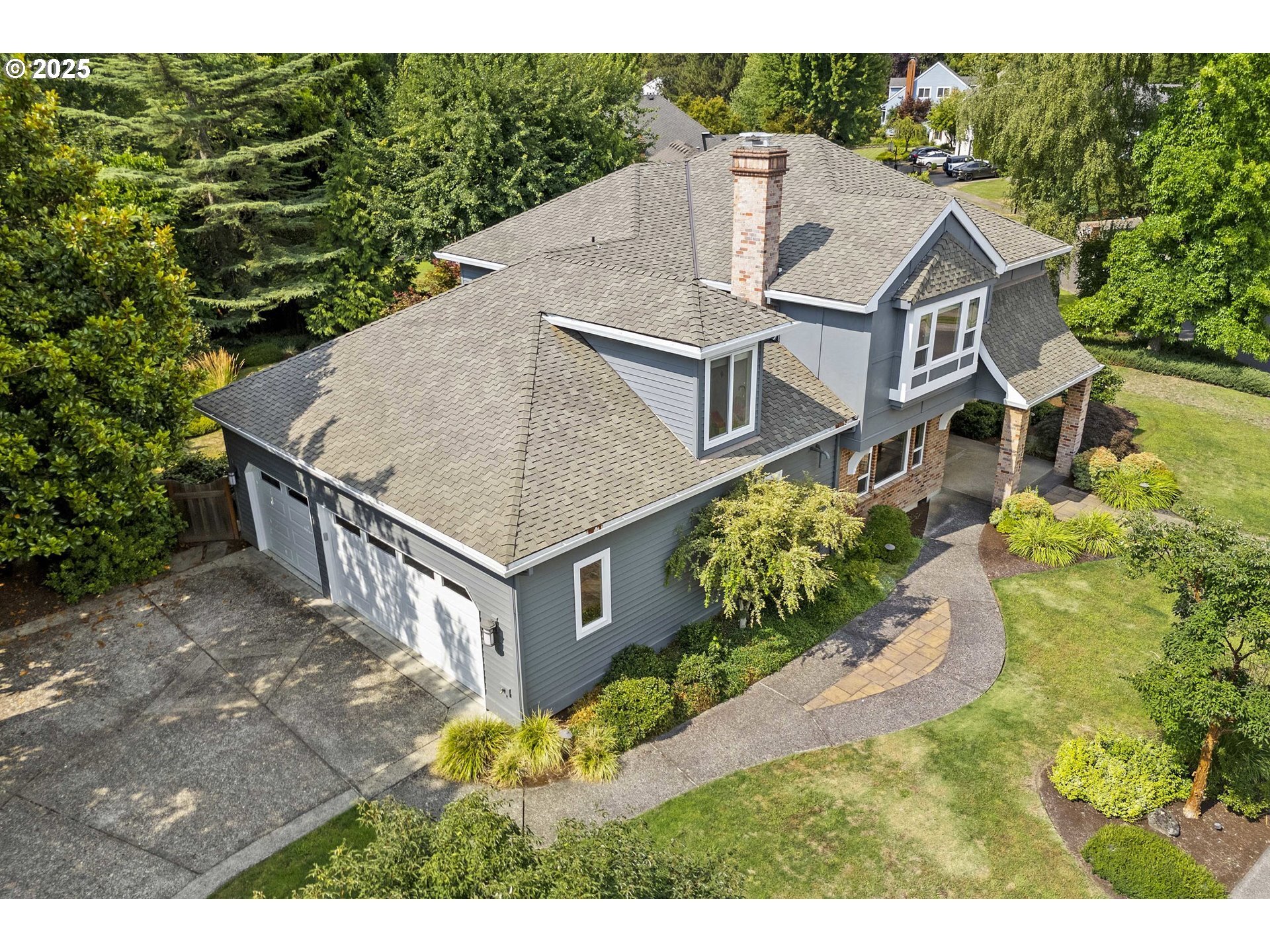 Property Photo: 3777 Rivers Edge Dr OR 97034