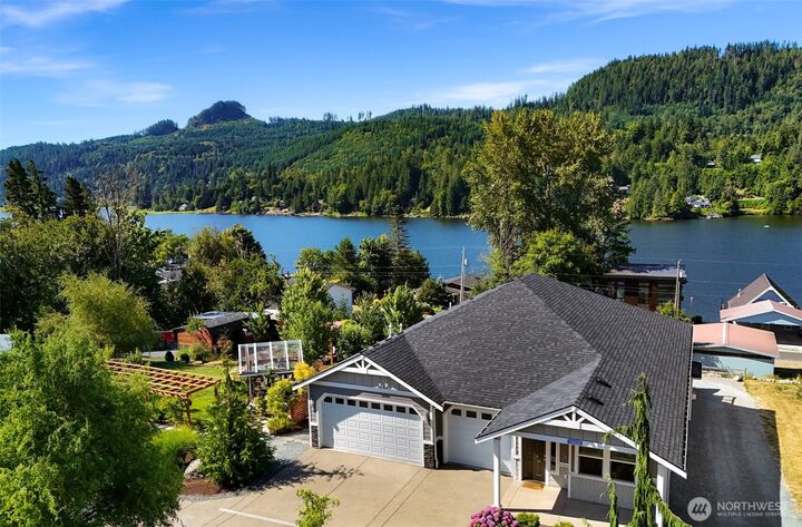 18426  State Route 9  Mount Vernon WA 98274 photo