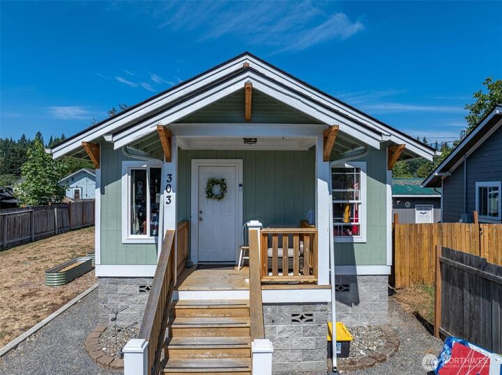 Property Photo:  303 N Market Street  WA 98530 