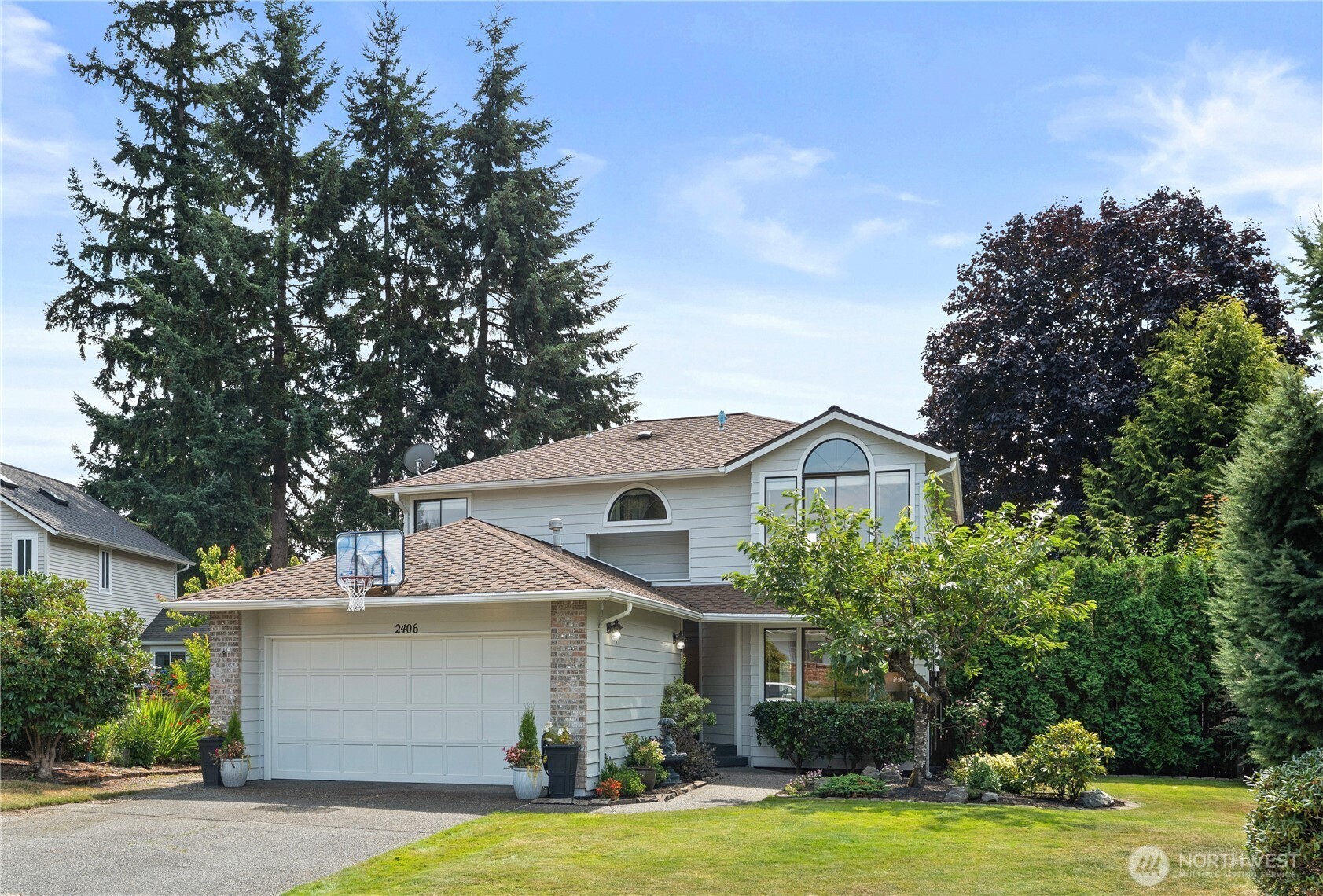 Property Photo: 2406 134th Place SE WA 98012