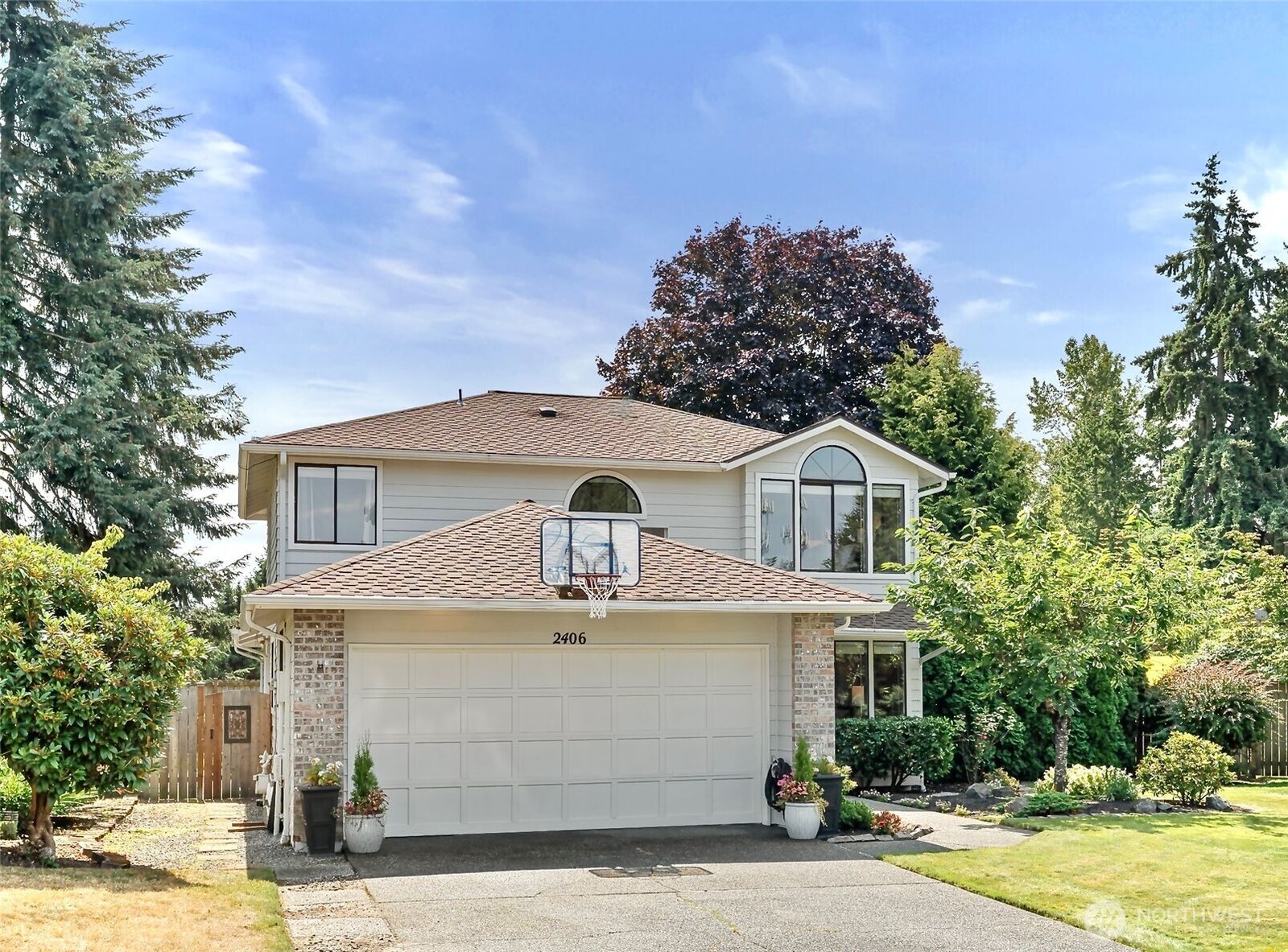 Property Photo: 2406 134th Place SE WA 98012