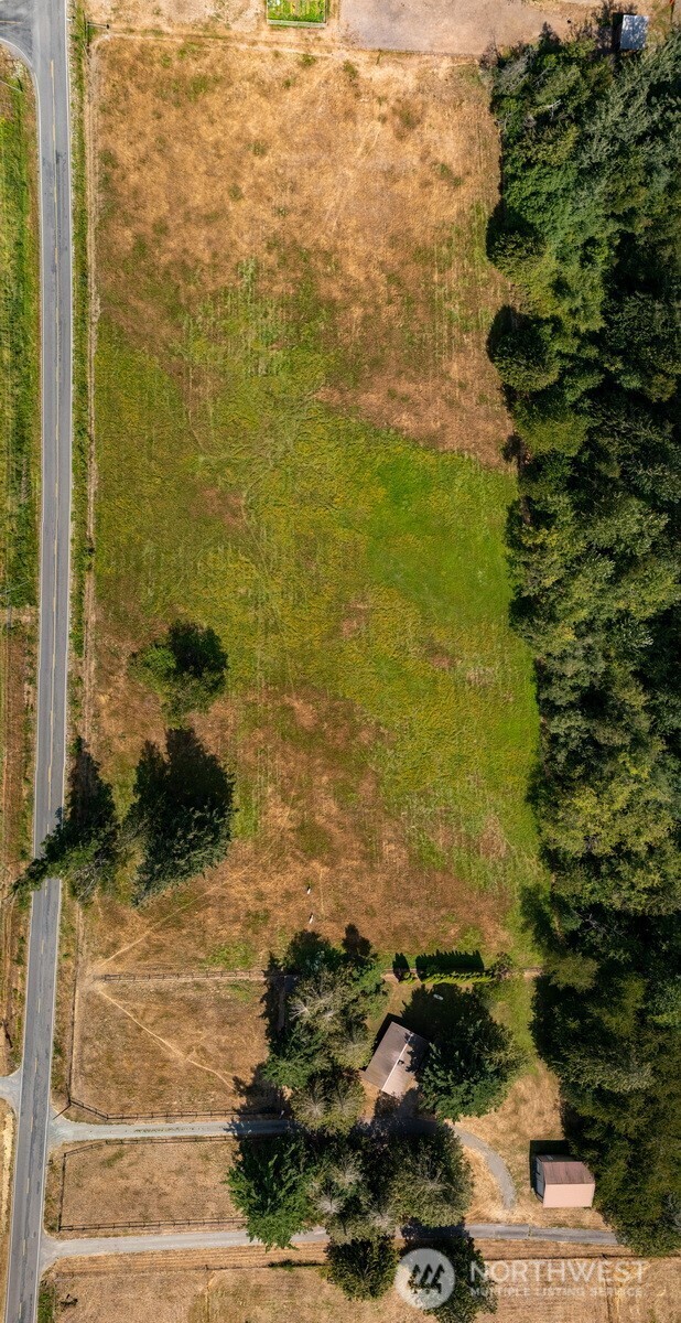 Property Photo:  7442  Woodland Road  WA 98248 