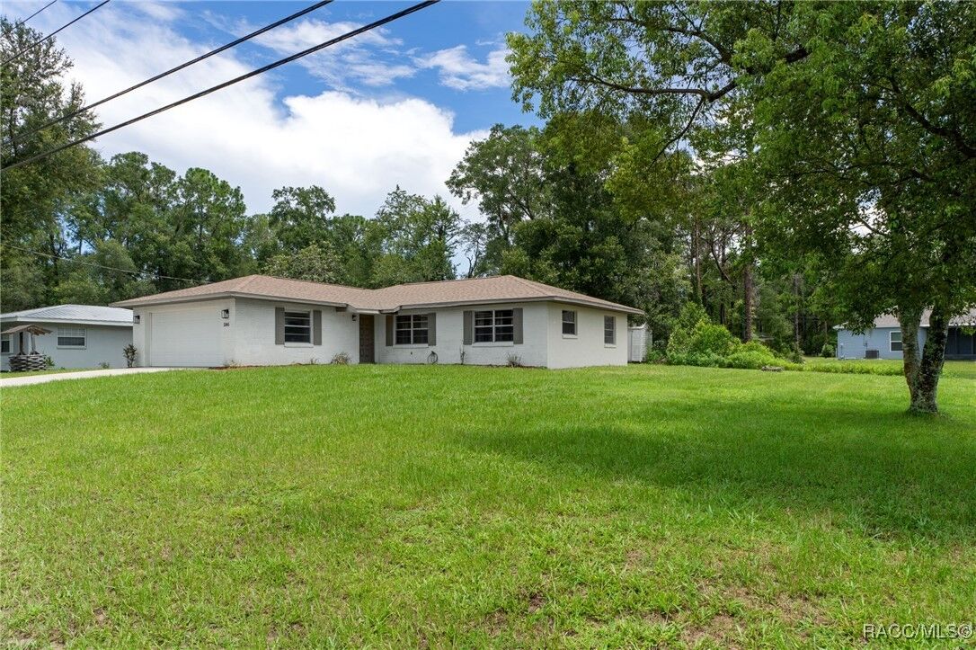 Property Photo:  1146 S Highlands Avenue  FL 34452 