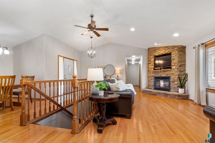 Property Photo: 47862 Atterbury Ct SD 57032
