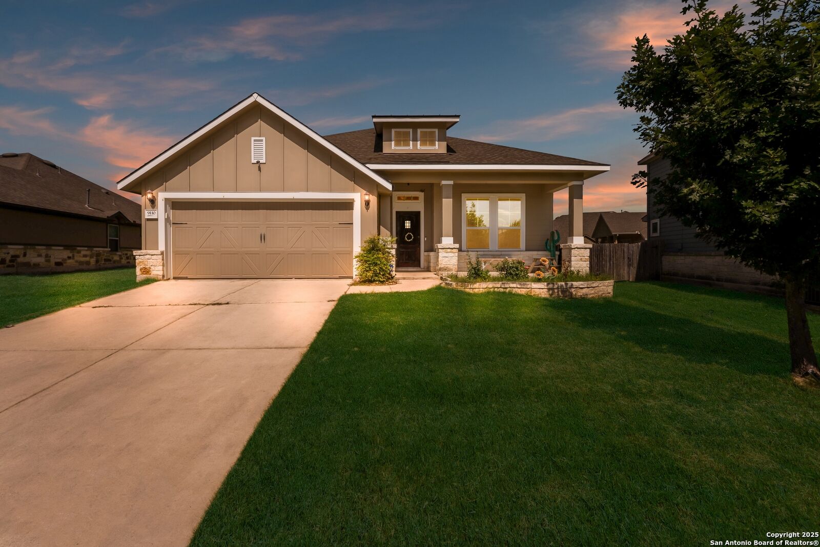 Property Photo:  9110 Lofted Leaf  TX 78154 