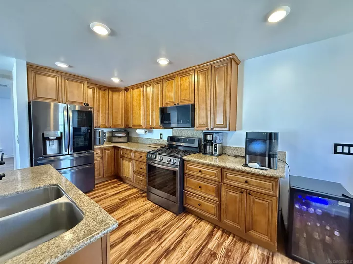 Property Photo: 9050 Valencia St CA 91977