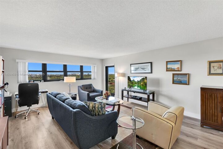 Property Photo:  3200 Port Royale Dr N 1104  FL 33308 