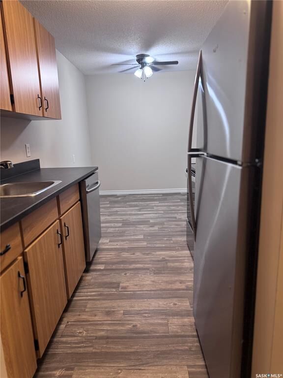Property Photo: 425 115th Street E 1533 SK S7N 2E5