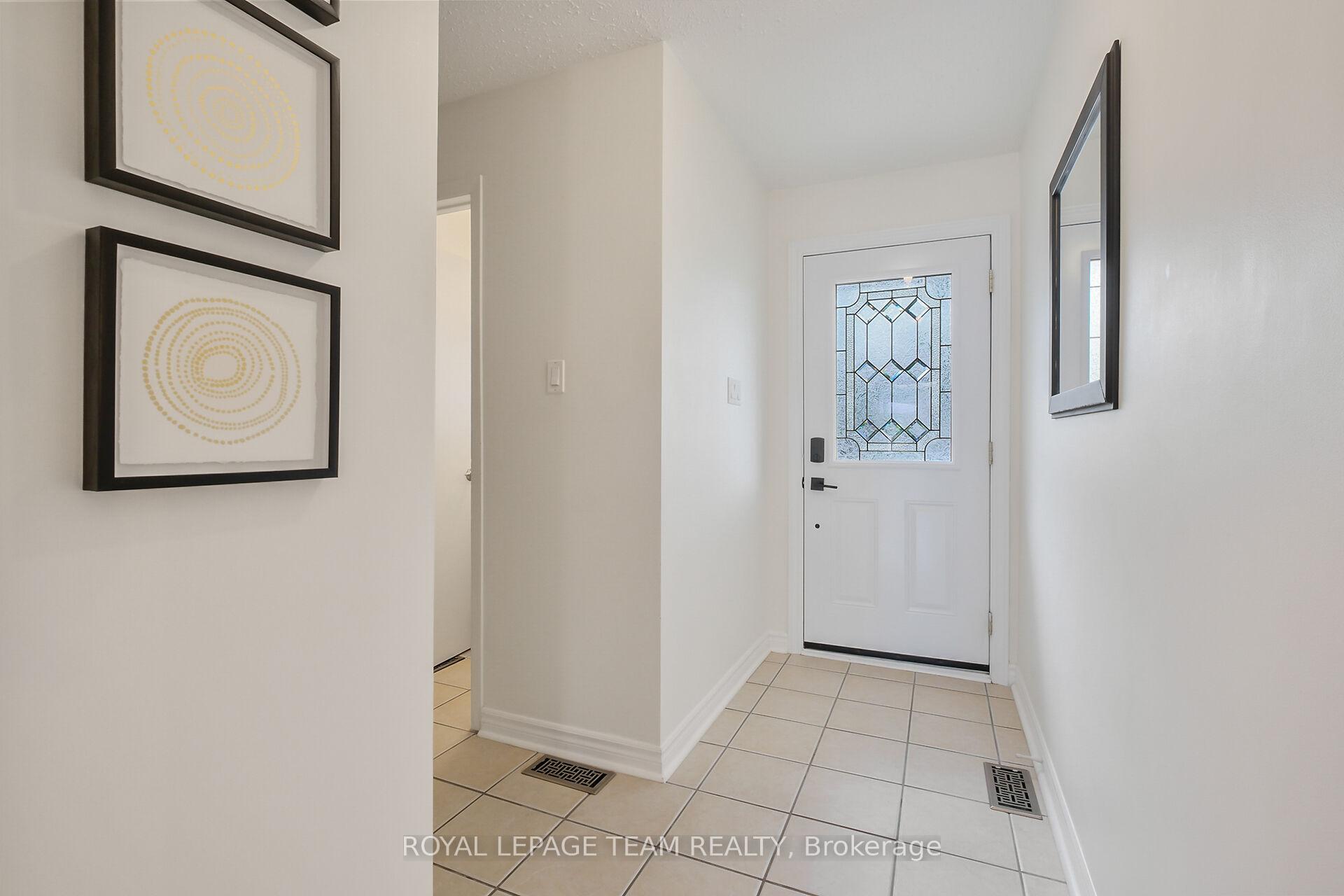 Property Photo:  12 Bartley Cres Crescent  ON K2J 2J7 