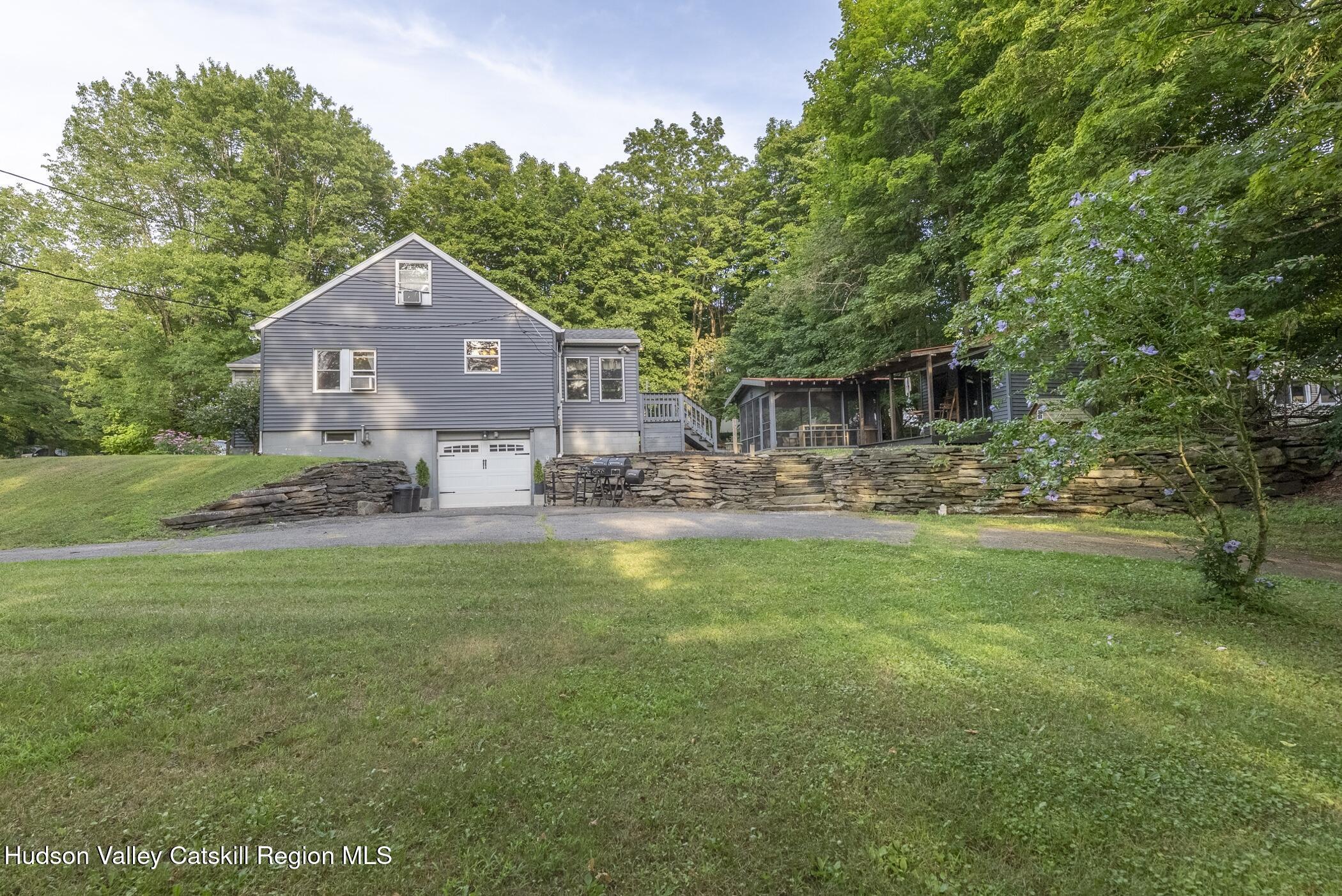 Property Photo:  4 Clover  NY 12491 
