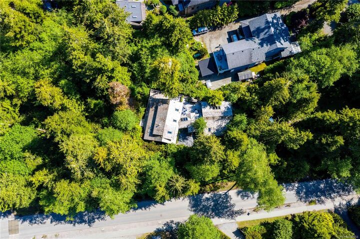 1180 Lynn Rd — photo 1