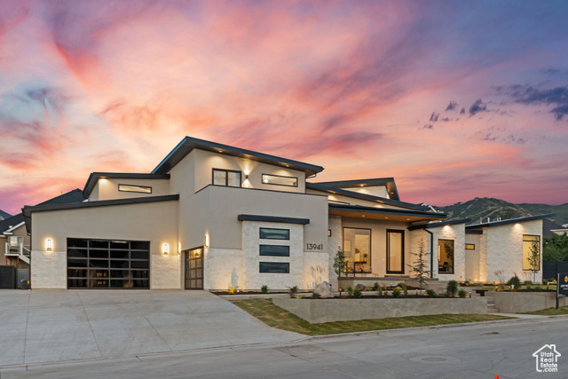 Property Photo: 13941 S Jarvie Ln UT 84020