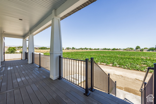 Property Photo: 1104 W 10125 S UT 84095
