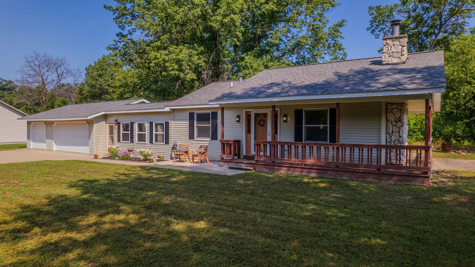 Property Photo: 1673 Goldenrod Drive MI 48629