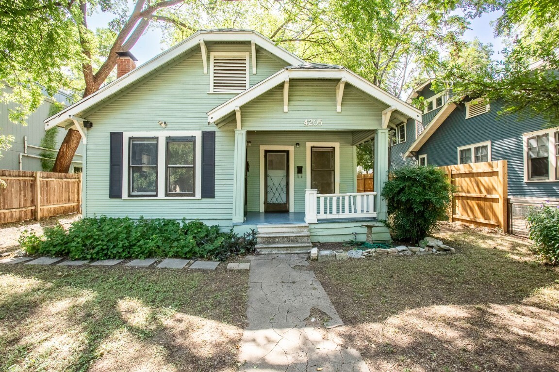 Property Photo: 4205 Avenue B Unit A TX 78751