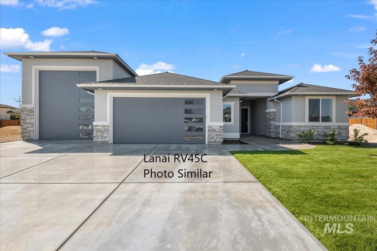 Property Photo:  394 E Jarvis St  ID 83642 