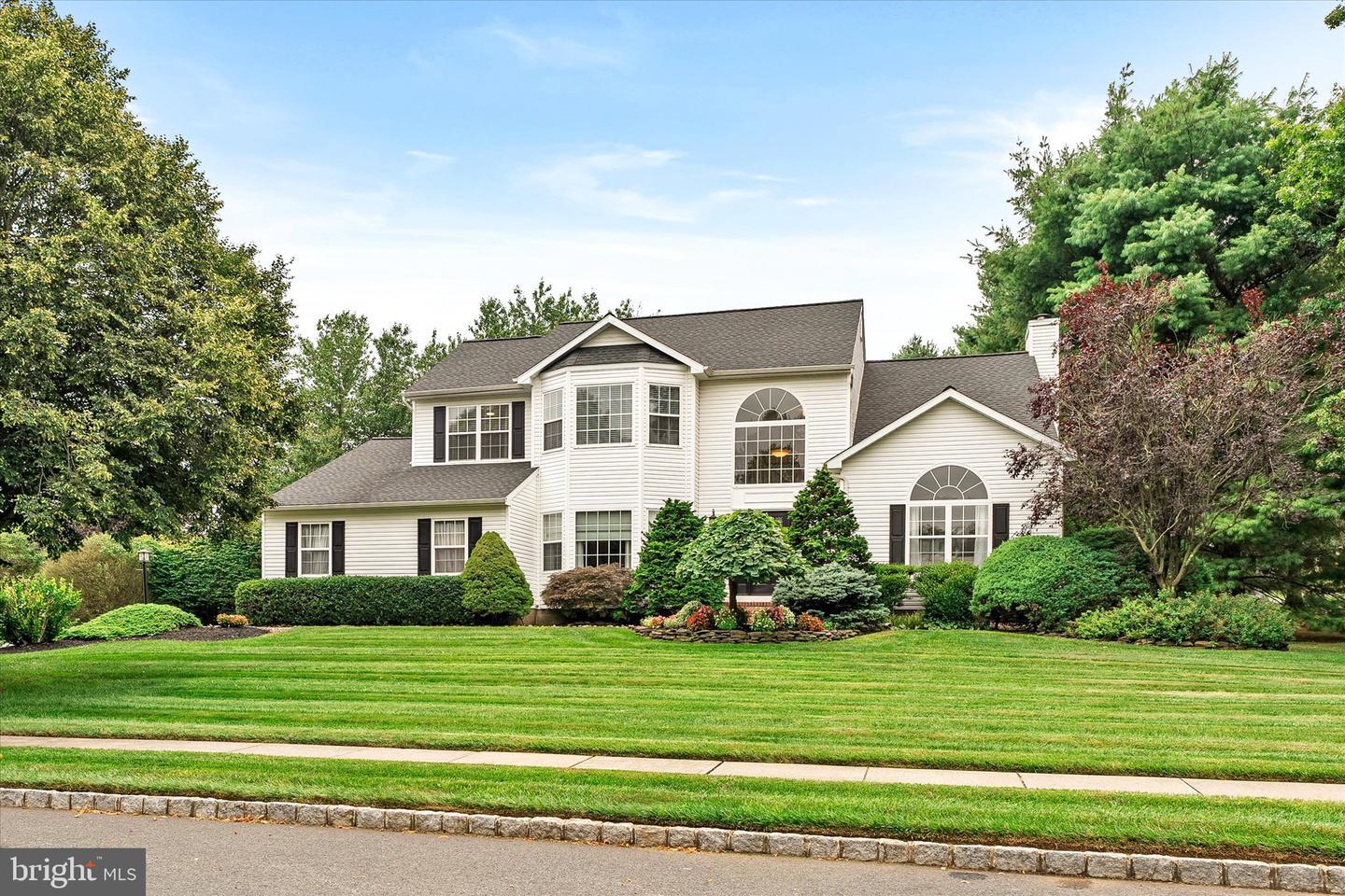 5 Cottage Place Drive  Robbinsville NJ 08691 photo