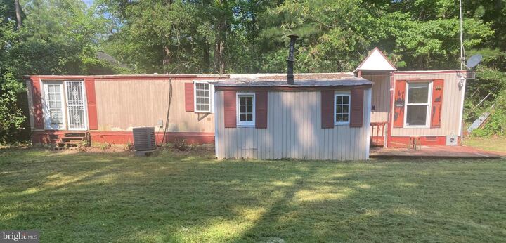 Property Photo: 141 Wakefield Drive VA 22443