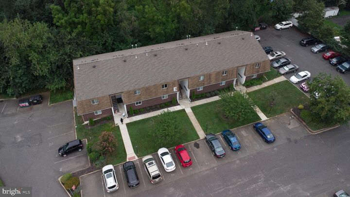 Property Photo: 411 Stiles Ave Unit E3 NJ 08052