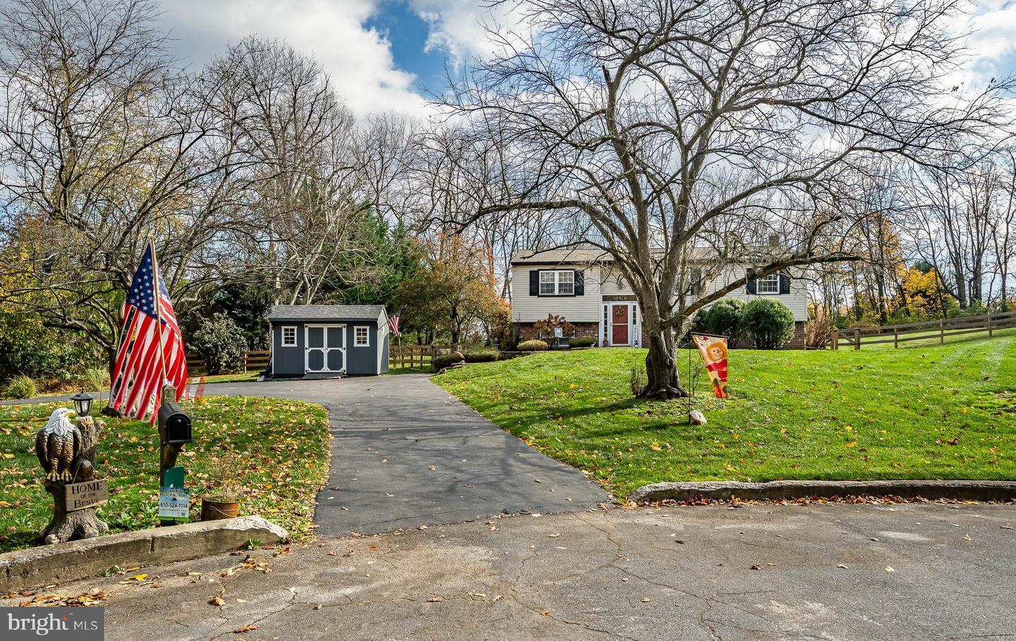 Property Photo: 44 Glenview Drive PA 19343