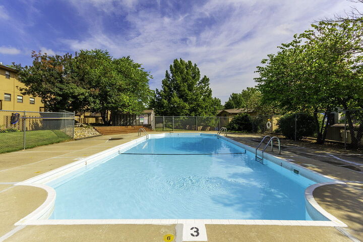 Property Photo:  2801 W Broadway  MO 65203 