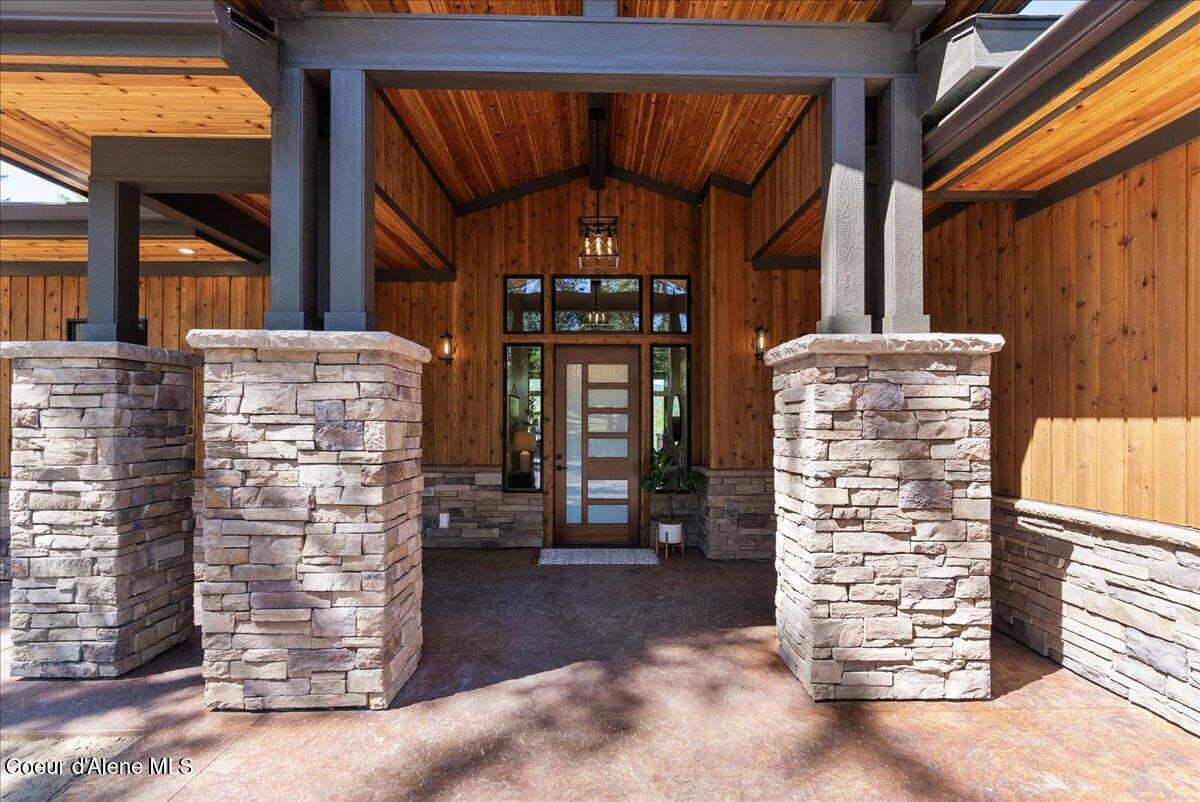 Property Photo: 184 Willow Bay Rd ID 83856