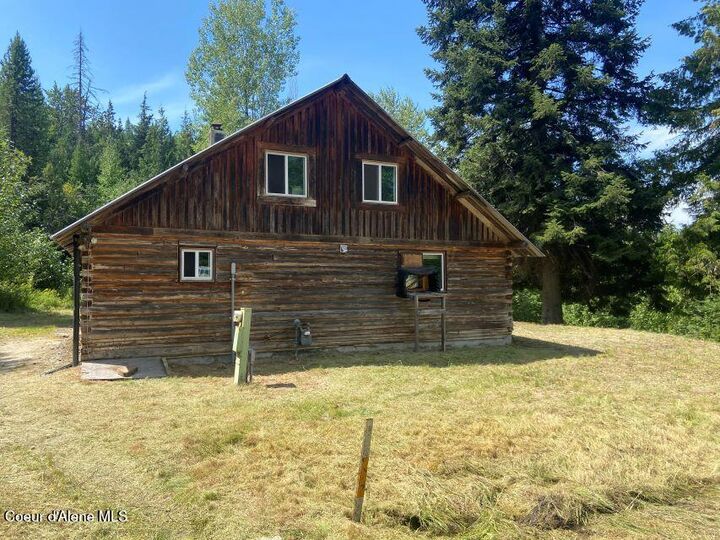 Property Photo: 1456 Mountain Meadows Rd ID 83847